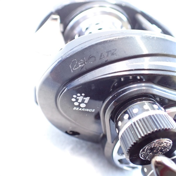 レボＬＴＺ ＡＥレーシング右